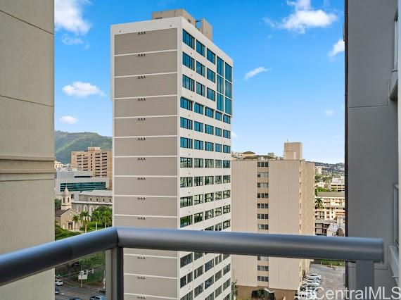 Holomua condo # 1407, Honolulu, Hawaii - photo 19 of 25