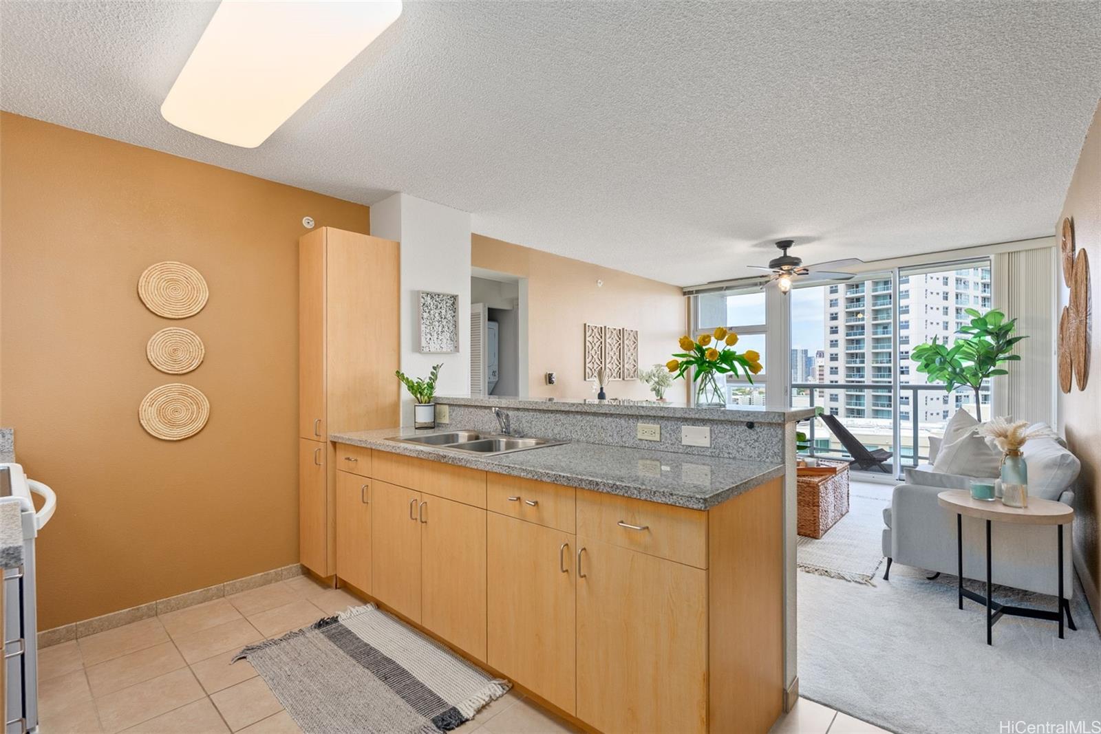 Holomua condo # 1903, Honolulu, Hawaii - photo 5 of 15