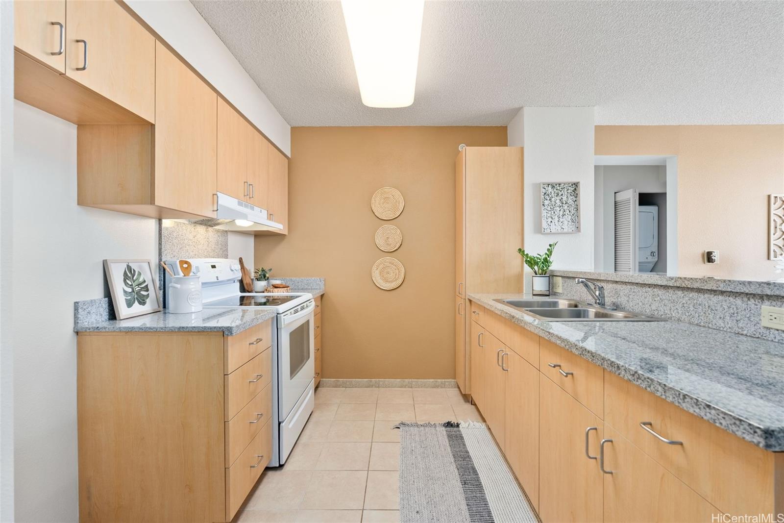 Holomua condo # 1903, Honolulu, Hawaii - photo 6 of 15