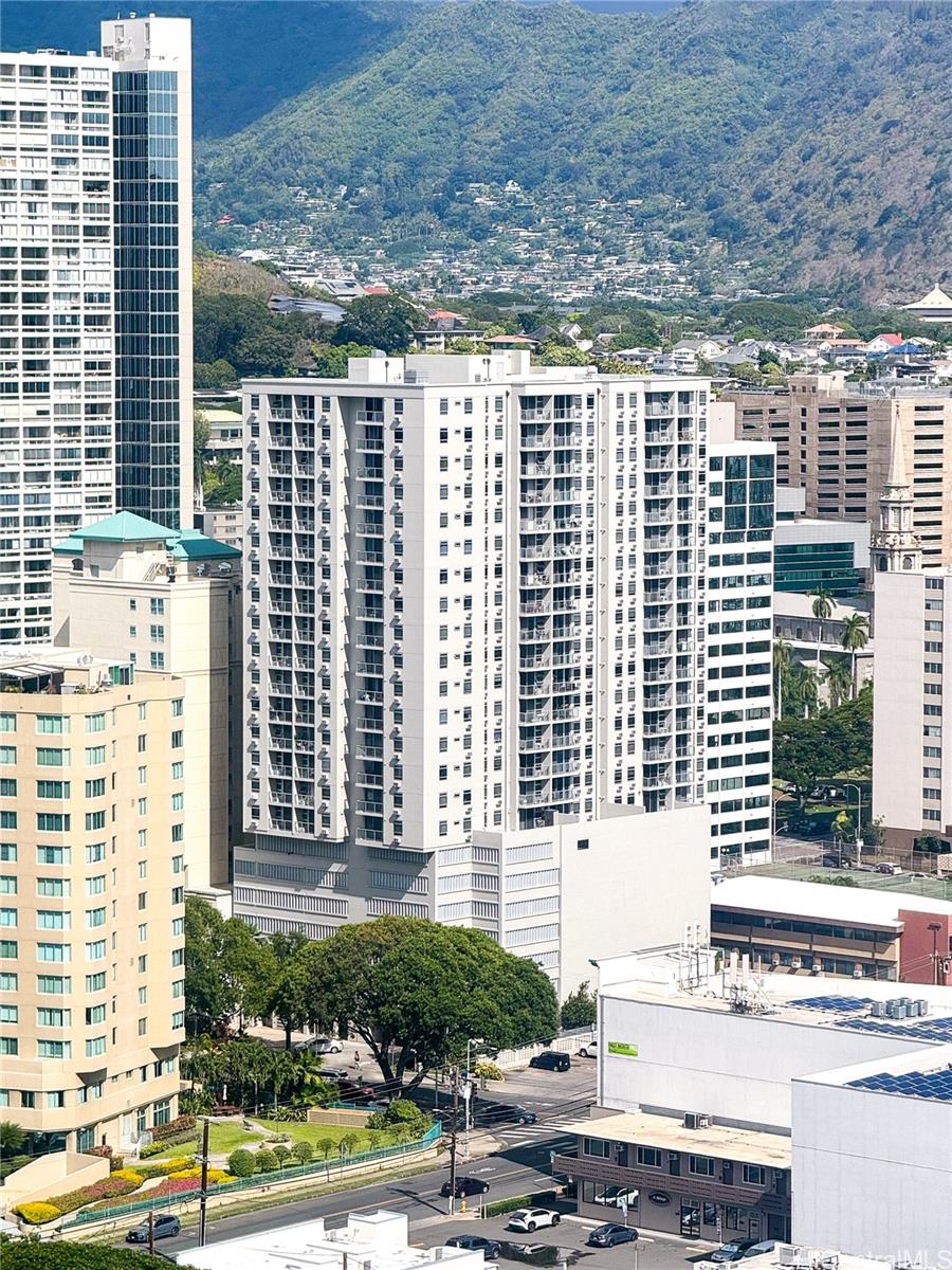 Holomua condo # 2009, Honolulu, Hawaii - photo 10 of 12