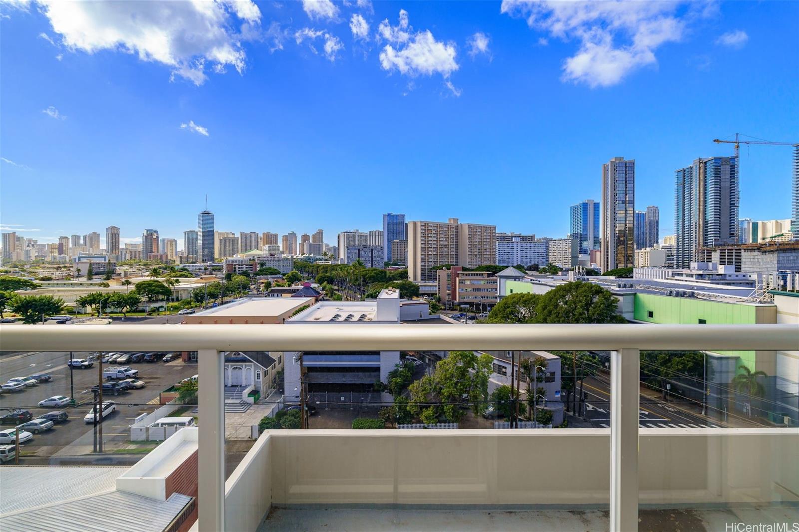 Holomua condo # 908, Honolulu, Hawaii - photo 16 of 19