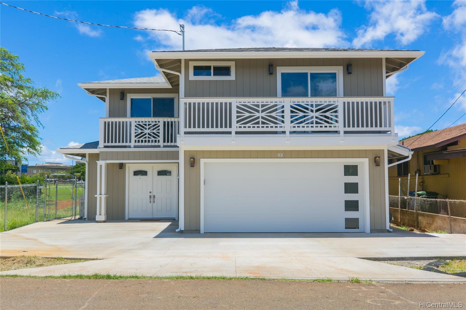 1315 Nakuina Street , Honolulu, Hi 96819 Kalihilower
