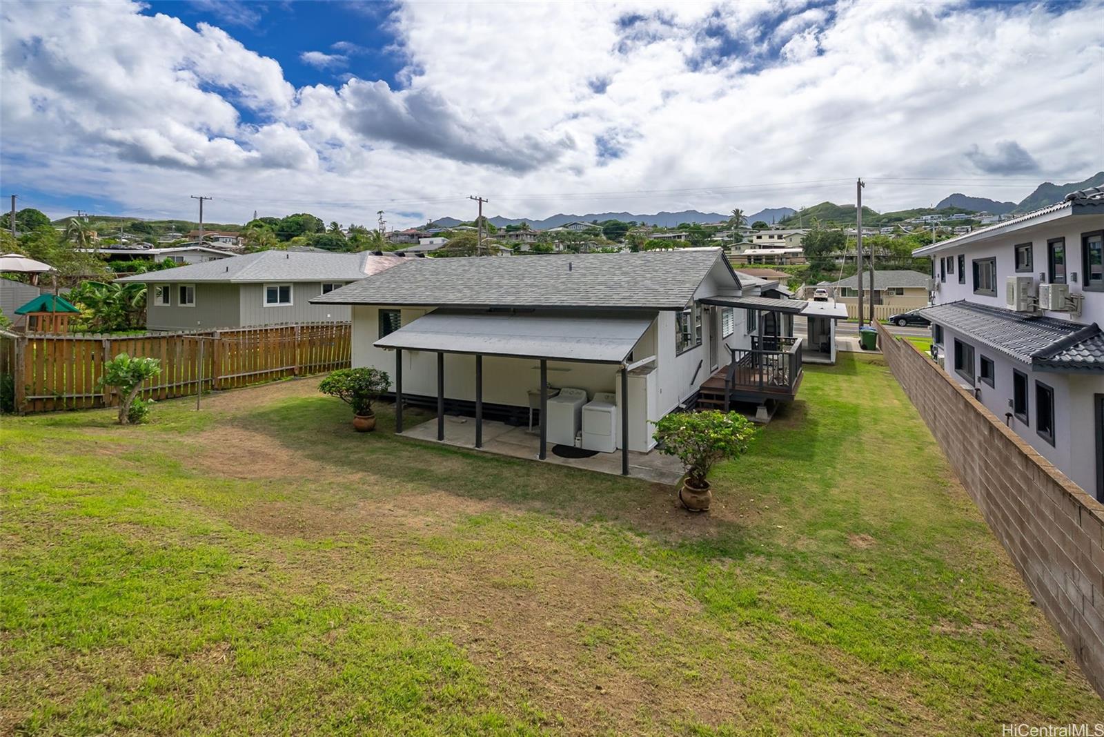 1316  Hele Street Keolu Hills, Kailua home - photo 4 of 25