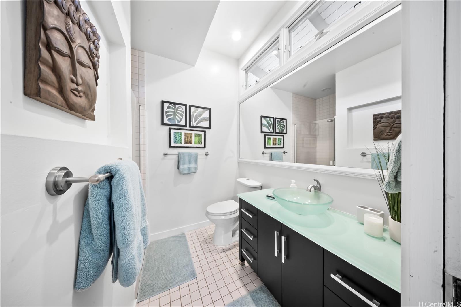 1319  Mokulua Drive Lanikai, Kailua home - photo 15 of 25