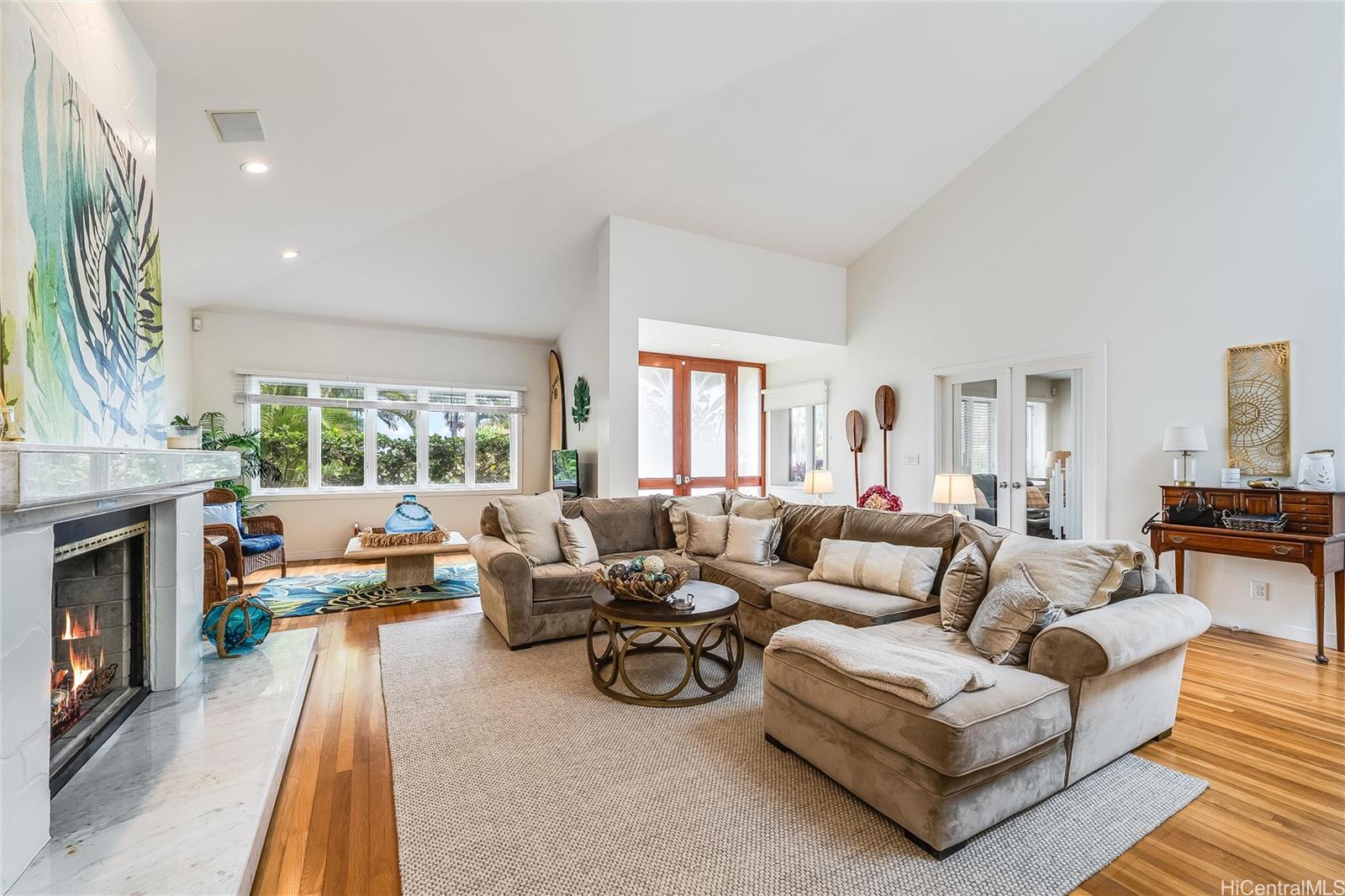 1319  Mokulua Drive Lanikai, Kailua home - photo 6 of 25