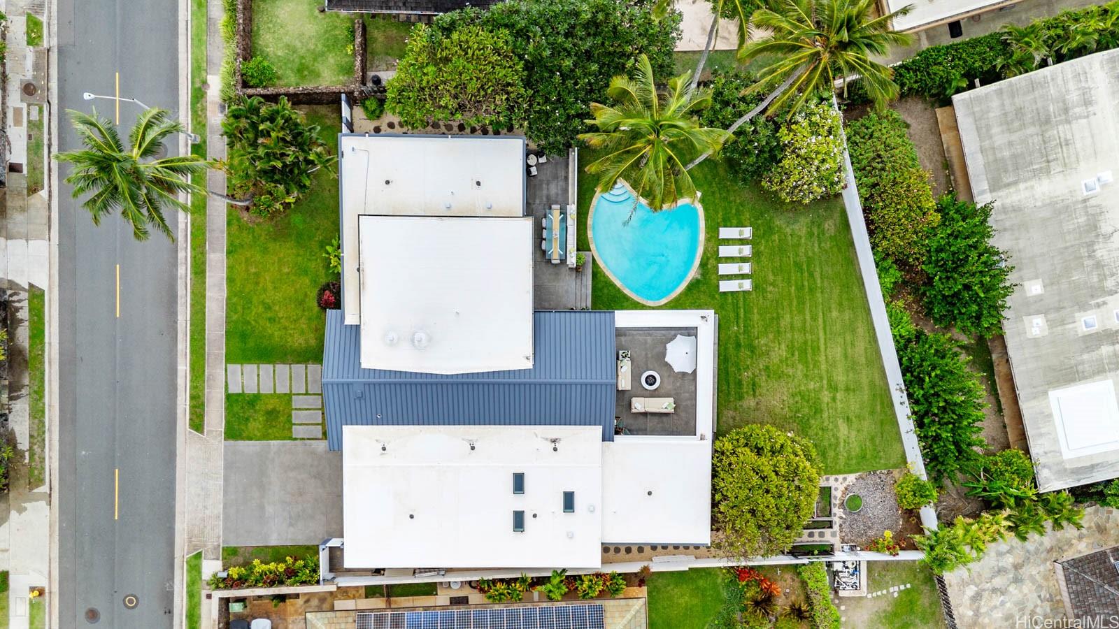 132  Poipu Drive Koko Kai, Hawaii Kai home - photo 24 of 25