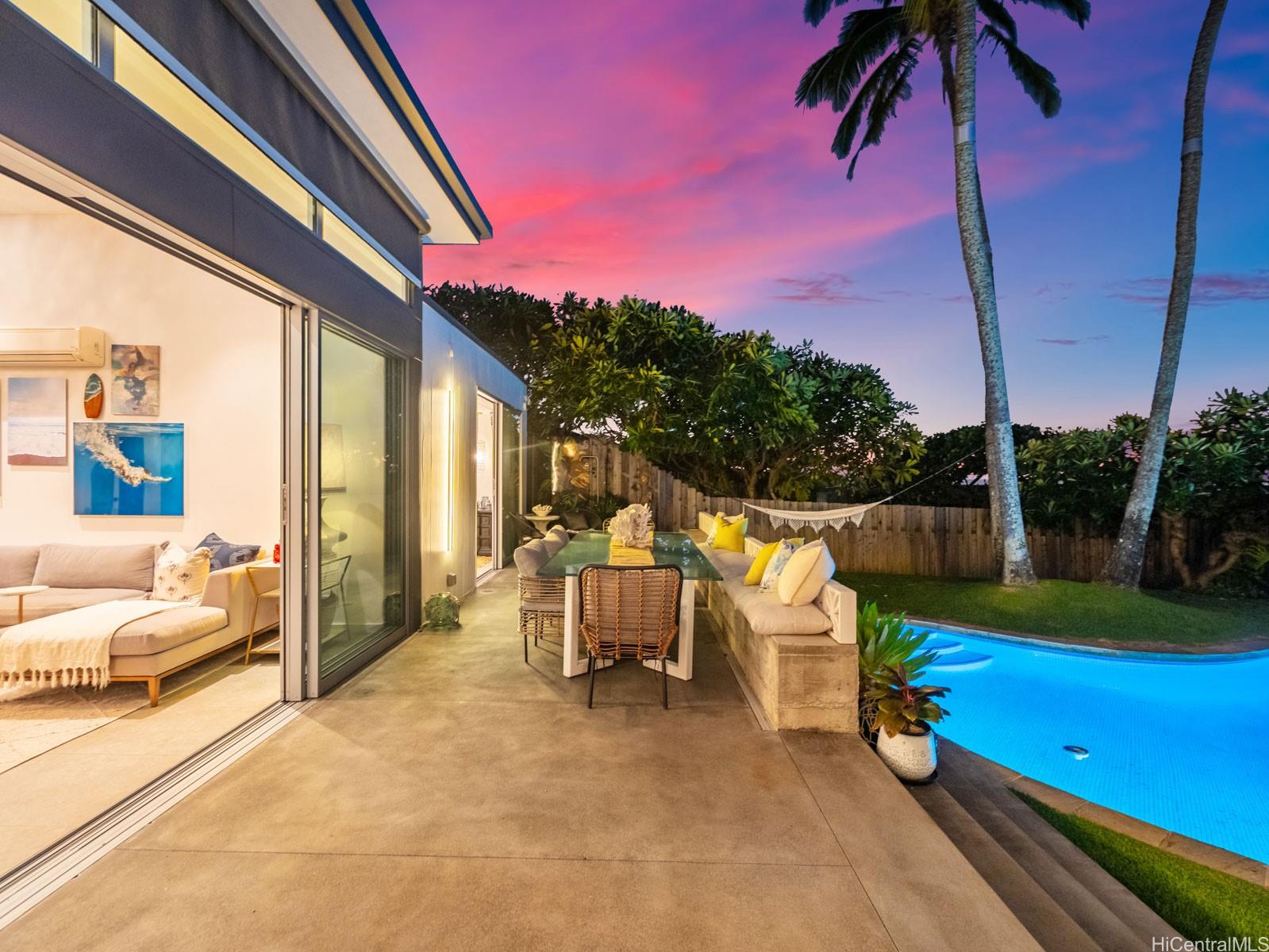 132  Poipu Drive Koko Kai, Hawaii Kai home - photo 4 of 25