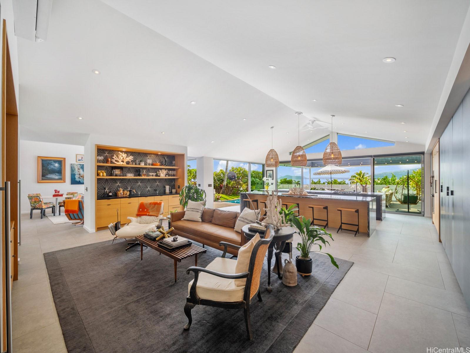 132  Poipu Drive Koko Kai, Hawaii Kai home - photo 7 of 25