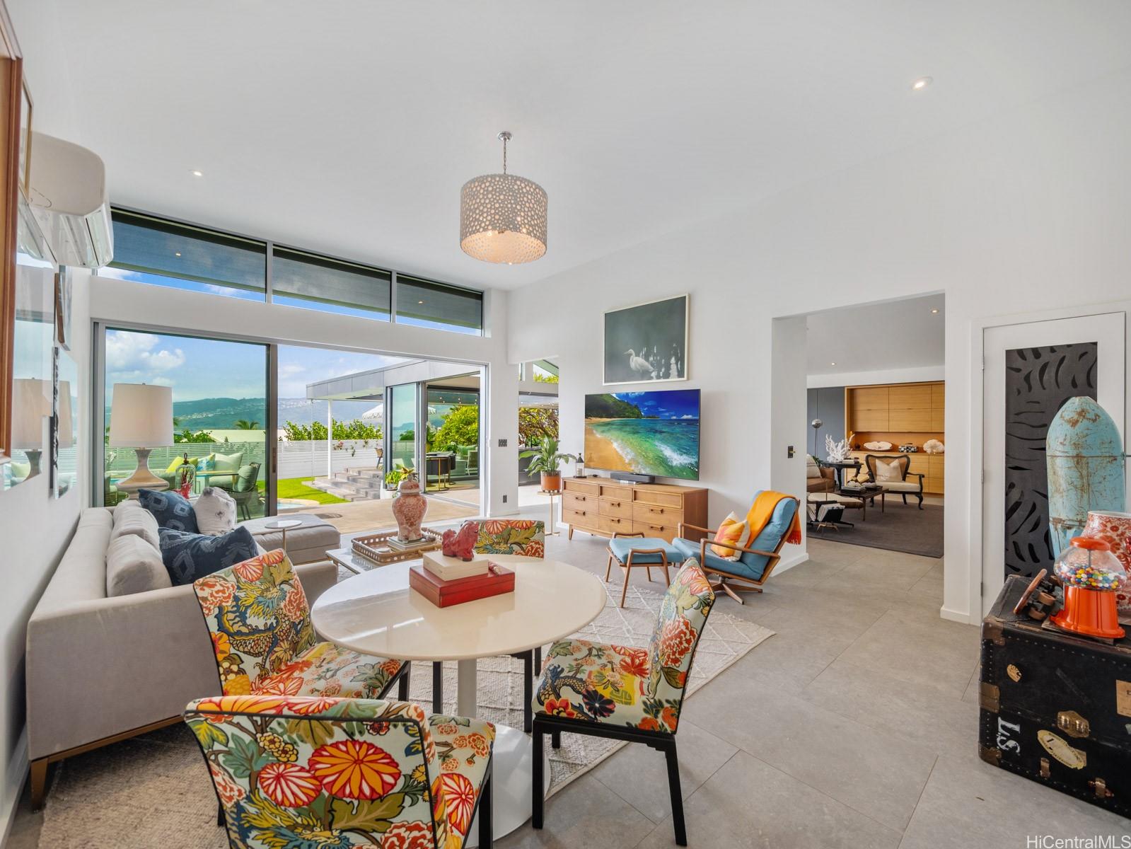 132  Poipu Drive Koko Kai, Hawaii Kai home - photo 10 of 25