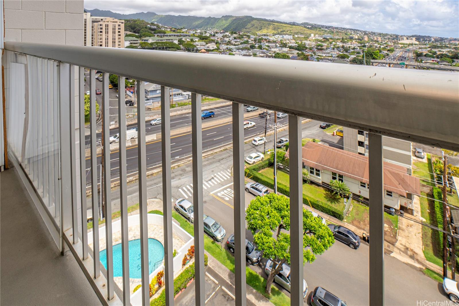 Alexander Arms condo # 1005, Honolulu, Hawaii - photo 21 of 25