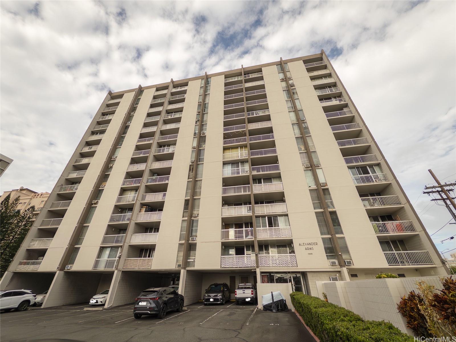 Alexander Arms condo # 306, Honolulu, Hawaii - photo 17 of 20