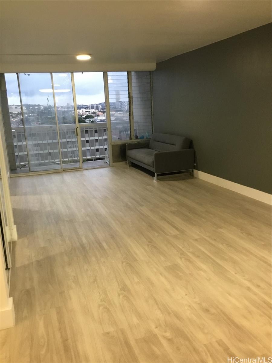 Alexander Arms condo # 506, Honolulu, Hawaii - photo 5 of 11