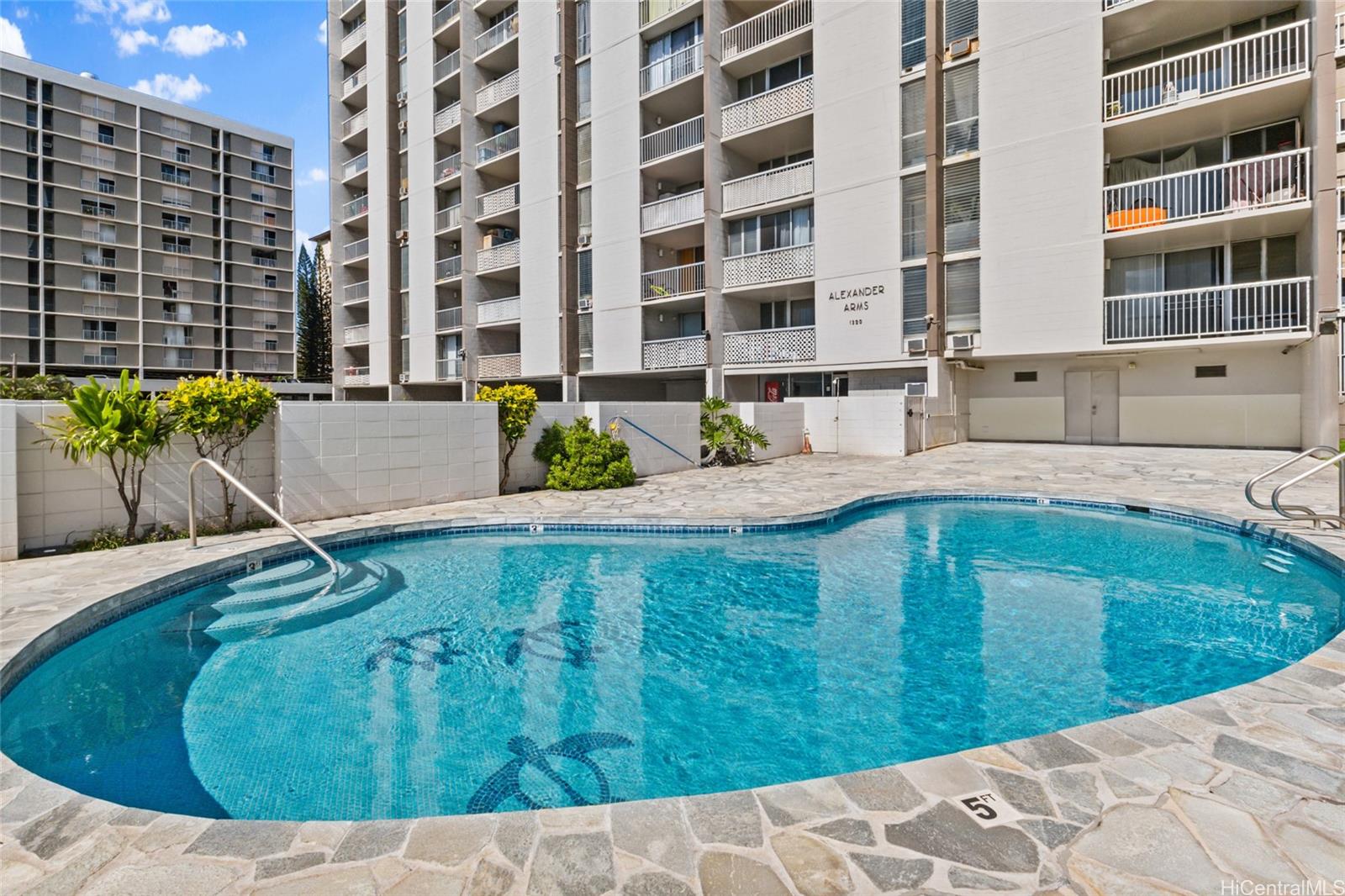 Alexander Arms condo # 901, Honolulu, Hawaii - photo 17 of 18