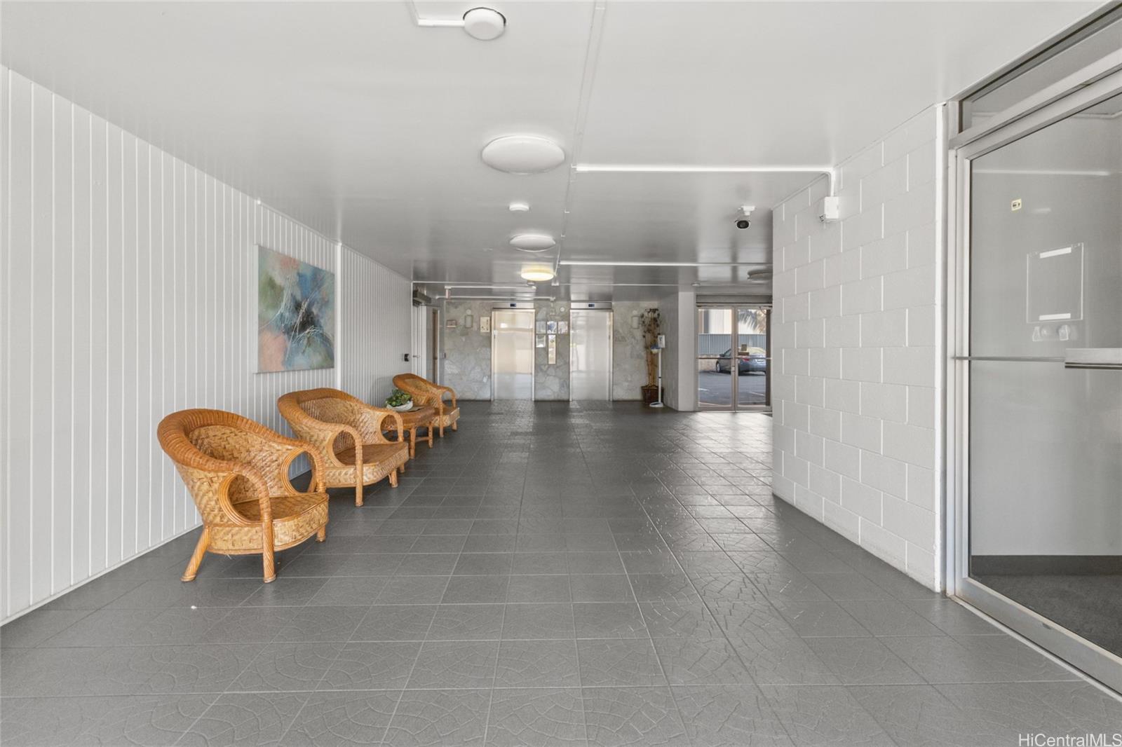 Alexander Arms condo # 901, Honolulu, Hawaii - photo 18 of 18