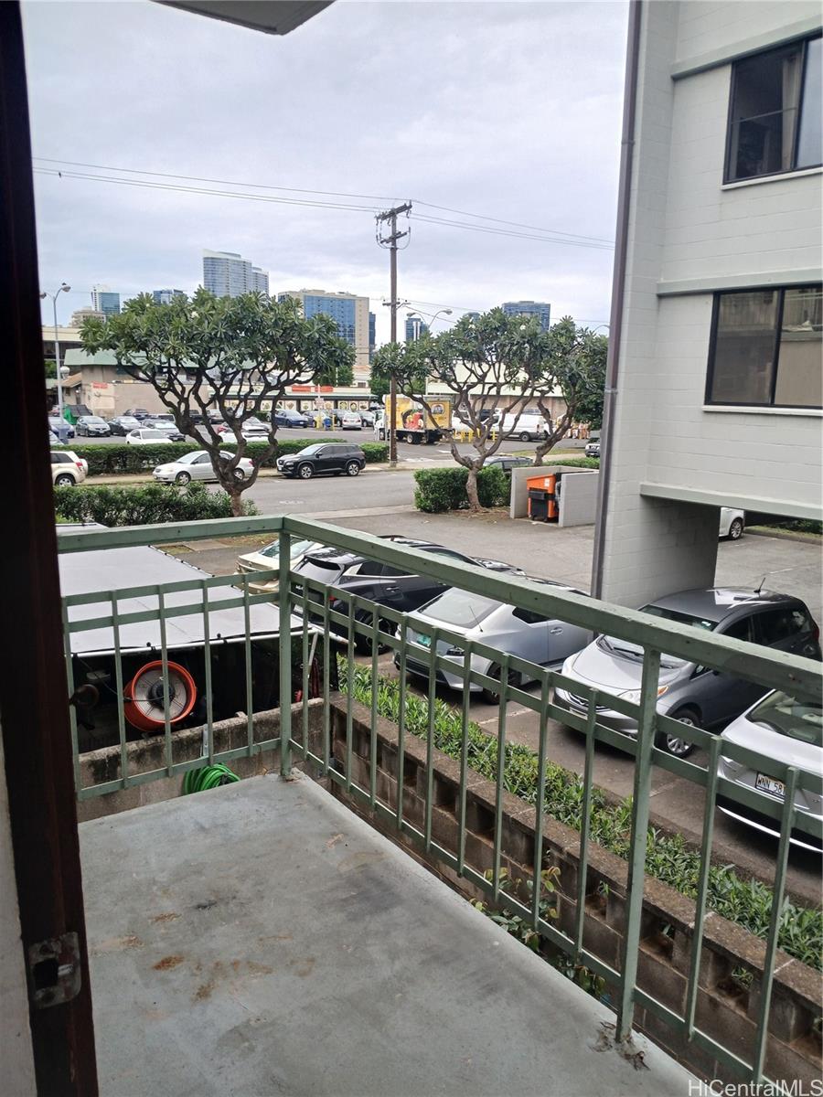 1322 Kinau Street Honolulu - Rental - photo 12 of 15