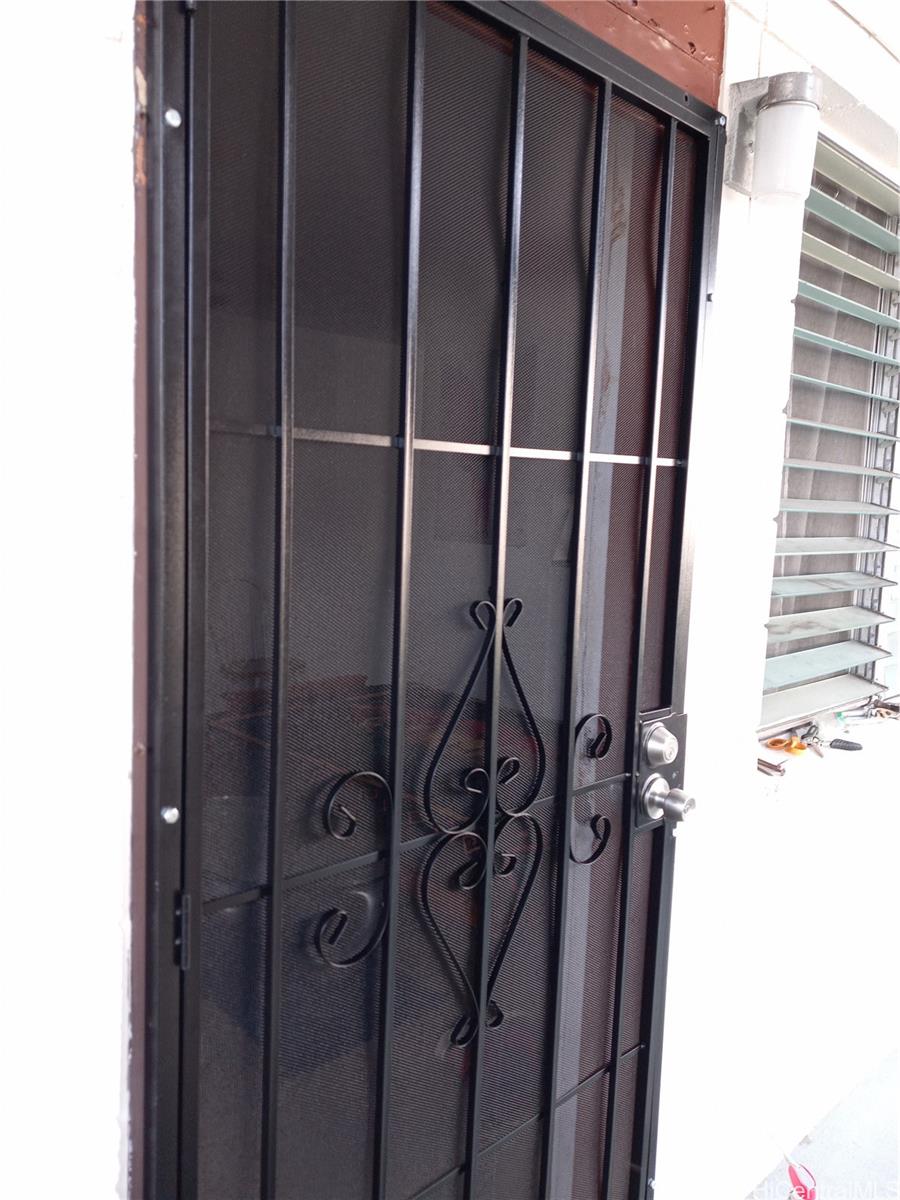 1322 Kinau Street Honolulu - Rental - photo 4 of 15