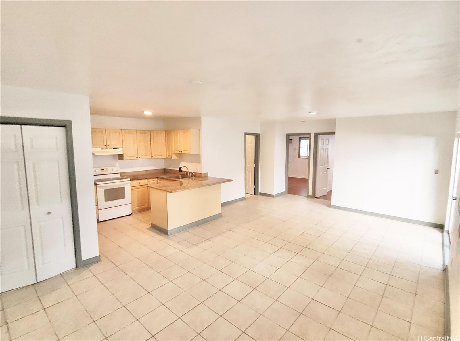 1322 Lunalilo Street Honolulu - Multi-family - photo 12 of 13