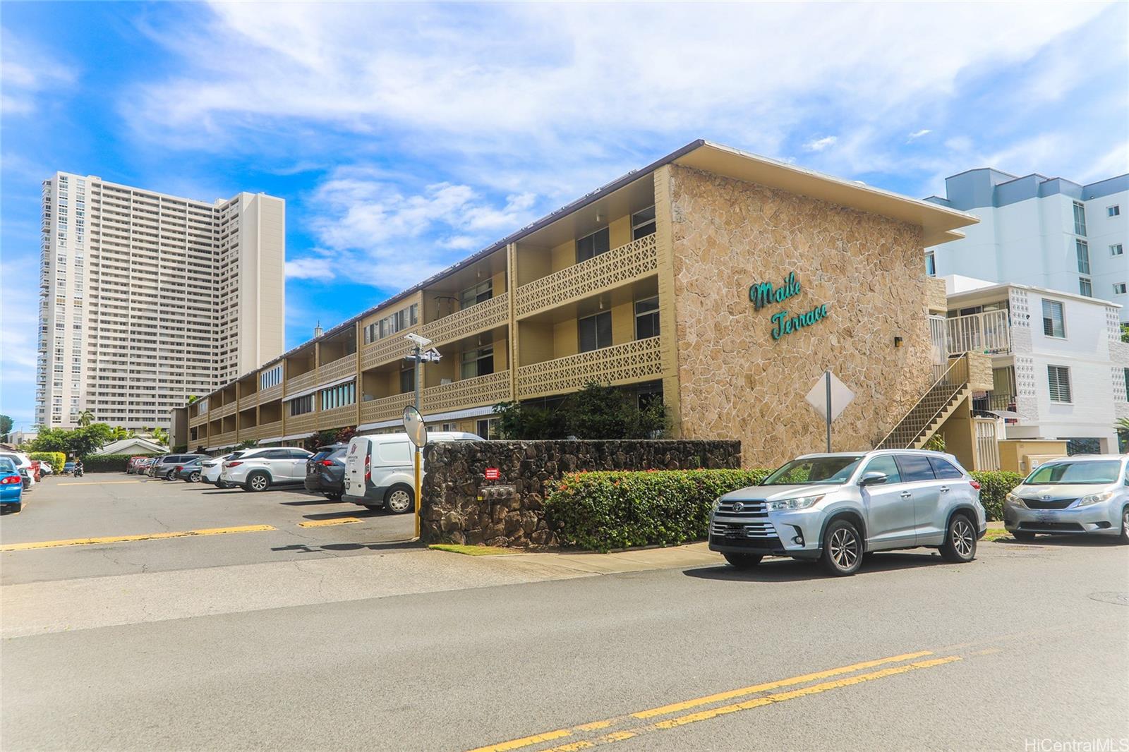 Maile Terrace condo # A104, Honolulu, Hawaii - photo 2 of 25