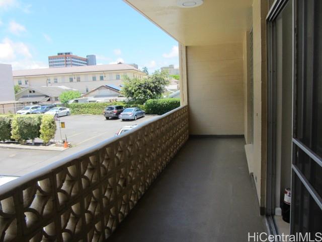 Maile Terrace condo # A209, Honolulu, Hawaii - photo 5 of 14
