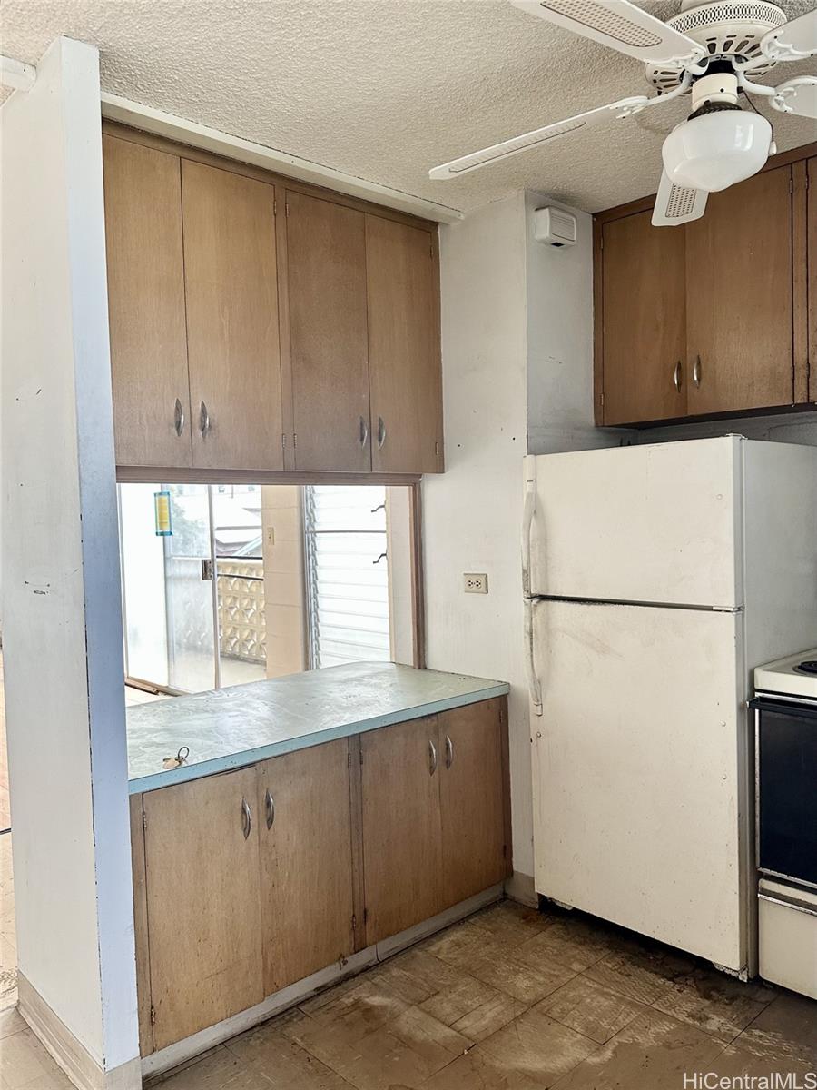 Maile Terrace condo # A212, Honolulu, Hawaii - photo 4 of 7