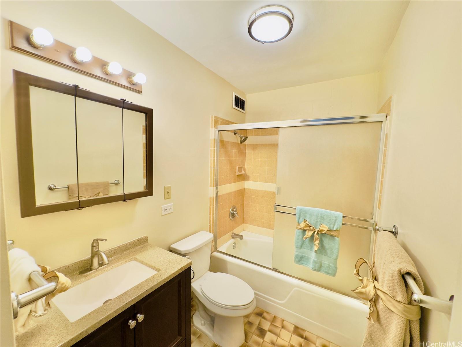 Maile Terrace condo # A304, Honolulu, Hawaii - photo 6 of 20