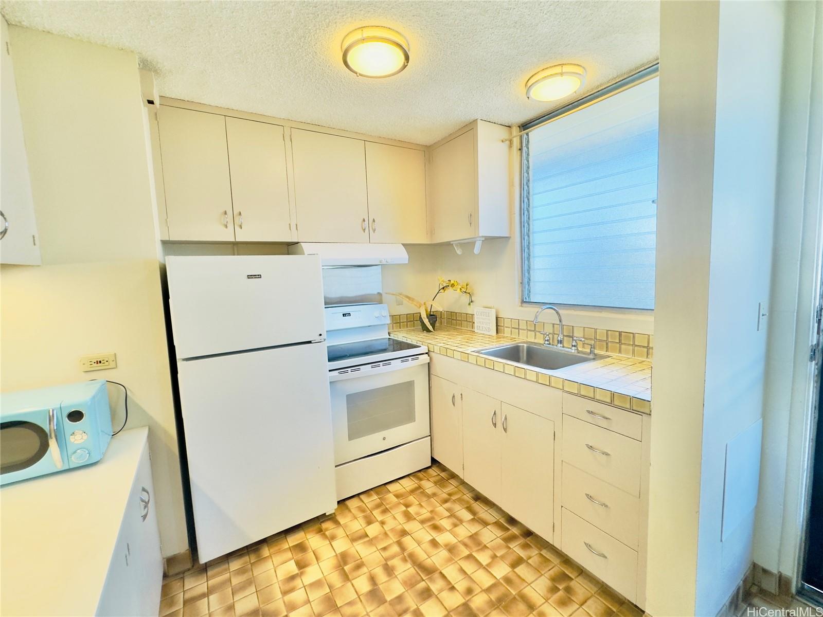 Maile Terrace condo # A304, Honolulu, Hawaii - photo 9 of 20