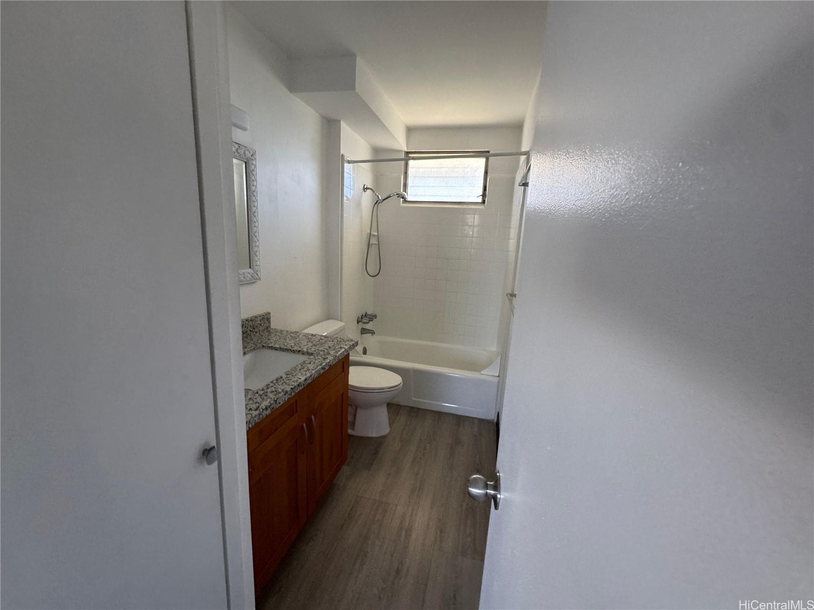 1323 Matlock Ave Honolulu - Multi-family - photo 7 of 7