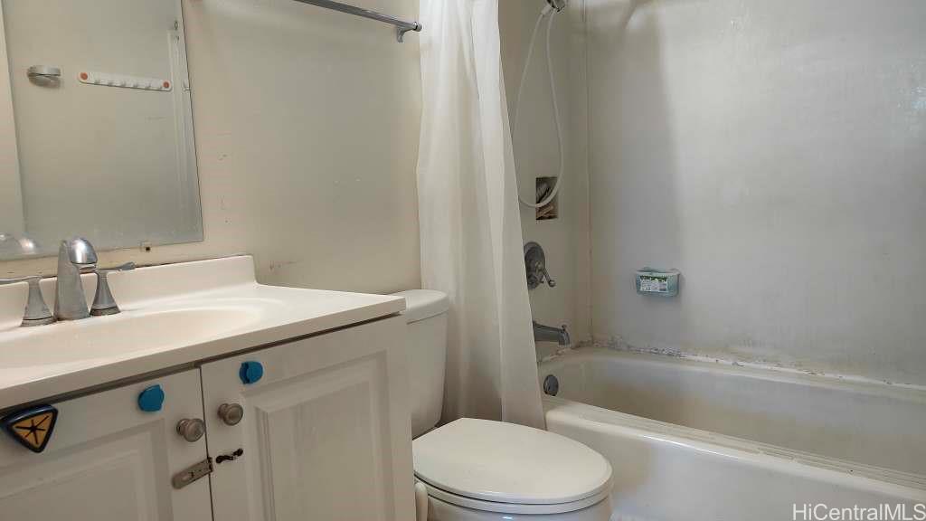 Kapalama Gardens condo # C323, Honolulu, Hawaii - photo 9 of 11