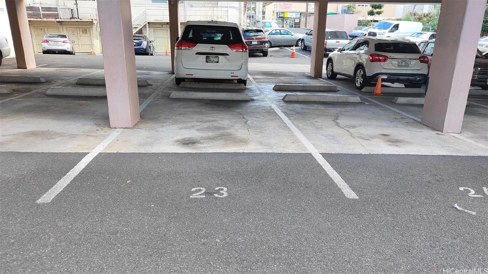 Kapalama Gardens condo # C323, Honolulu, Hawaii - photo 10 of 11