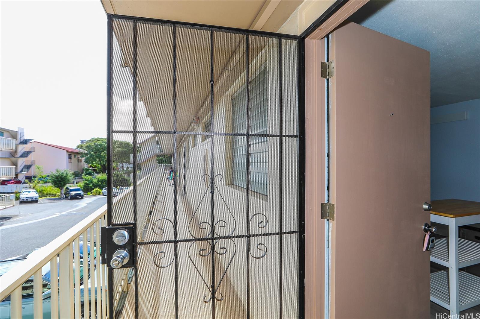 Kapalama Gardens condo # D206, Honolulu, Hawaii - photo 19 of 24