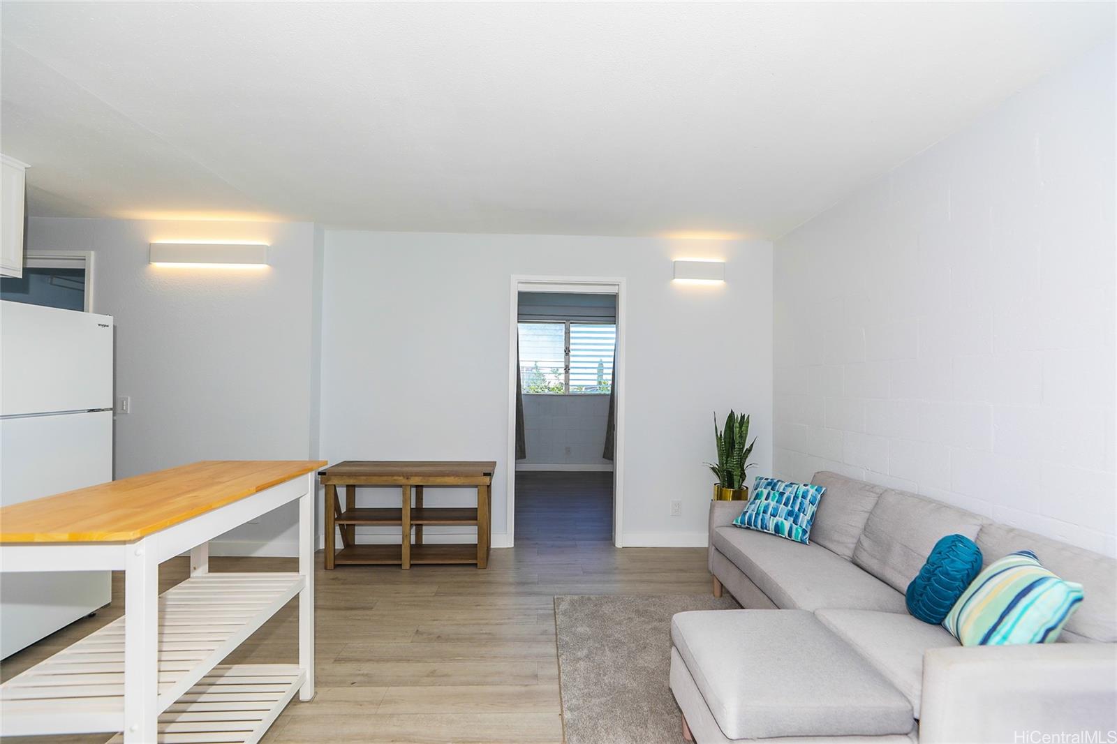 Kapalama Gardens condo # D206, Honolulu, Hawaii - photo 7 of 24