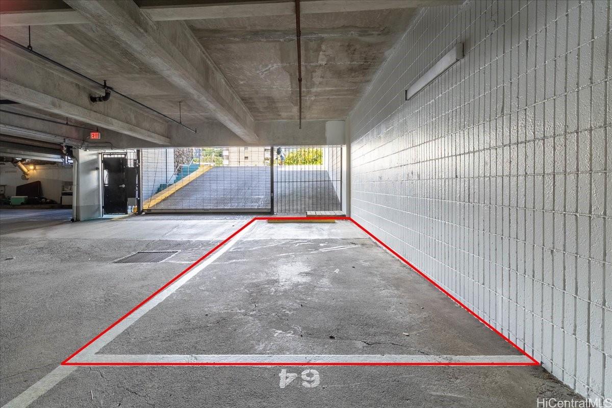 Wilder Tower condo # 5 Makai, Honolulu, Hawaii - photo 18 of 21