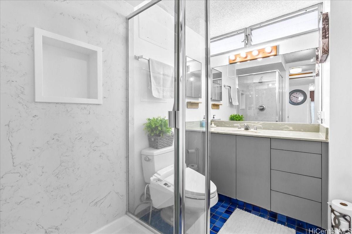 Wilder Tower condo # 5 Makai, Honolulu, Hawaii - photo 9 of 21