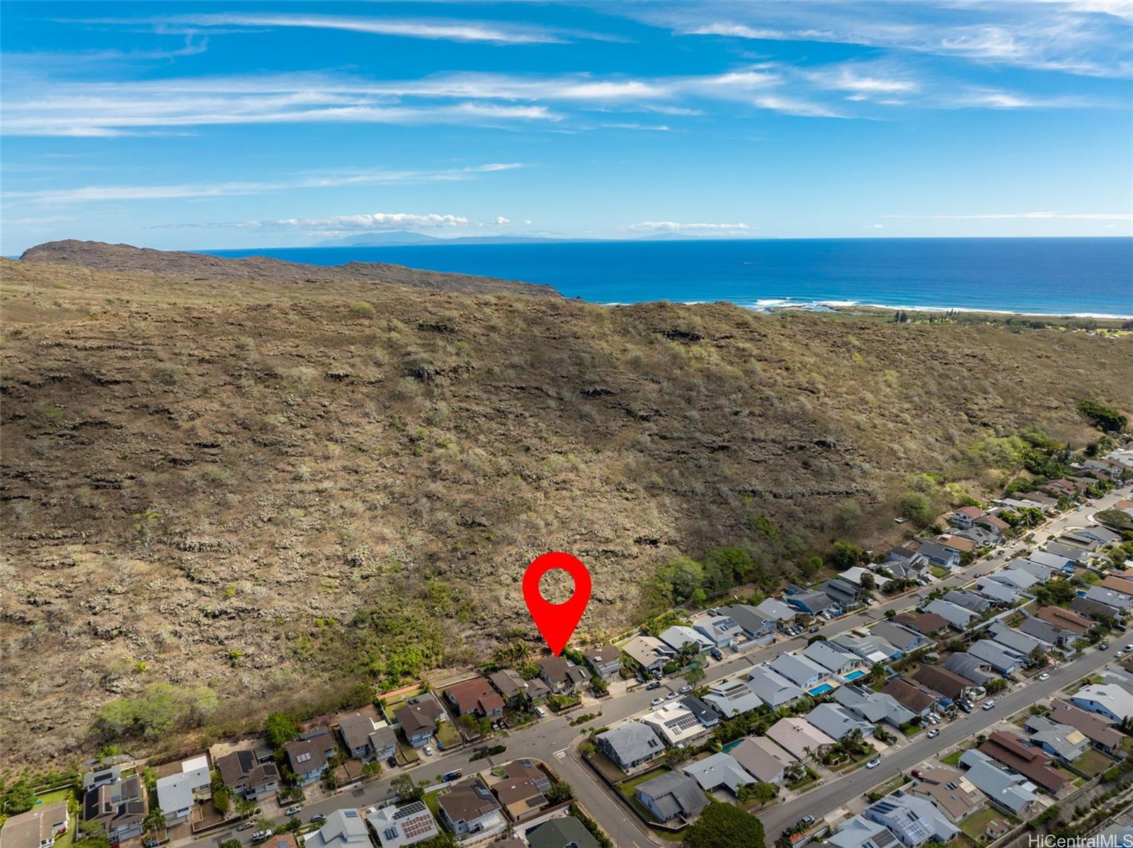 1327  Kaeleku Street Kalama Valley, Hawaii Kai home - photo 24 of 25