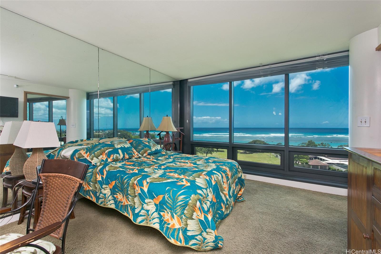 Nauru Tower condo # 1003, Honolulu, Hawaii - photo 9 of 17