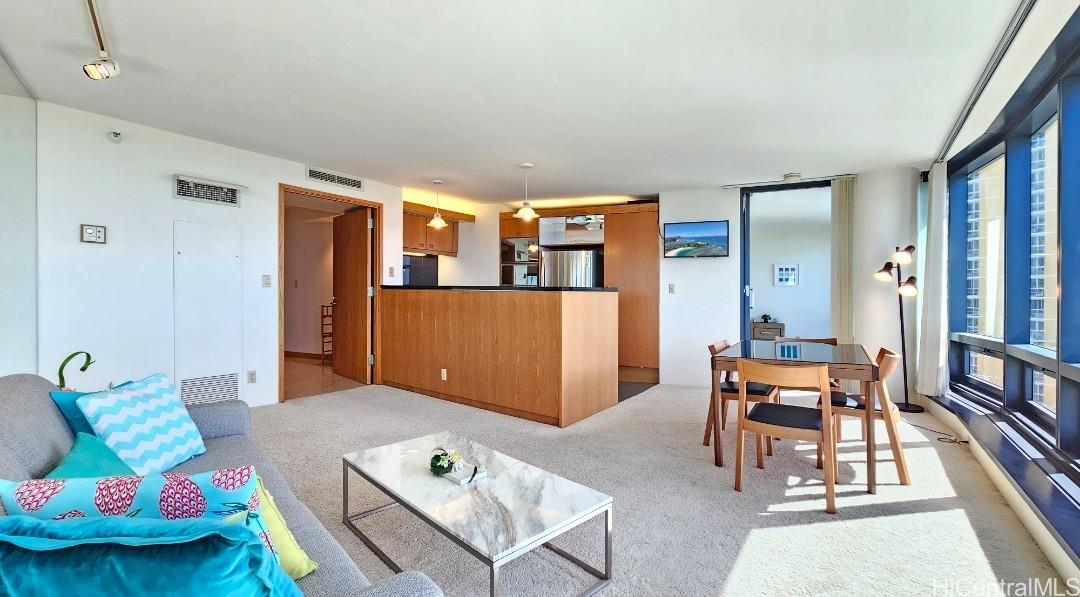 Nauru Tower condo # 1405, Honolulu, Hawaii - photo 2 of 22