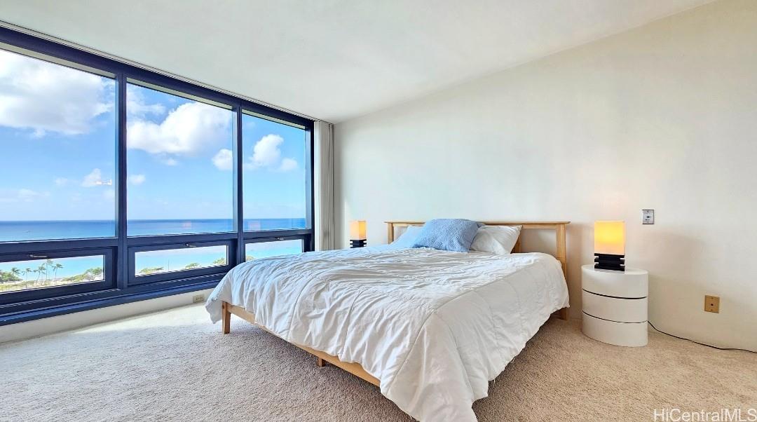 Nauru Tower condo # 1405, Honolulu, Hawaii - photo 11 of 22