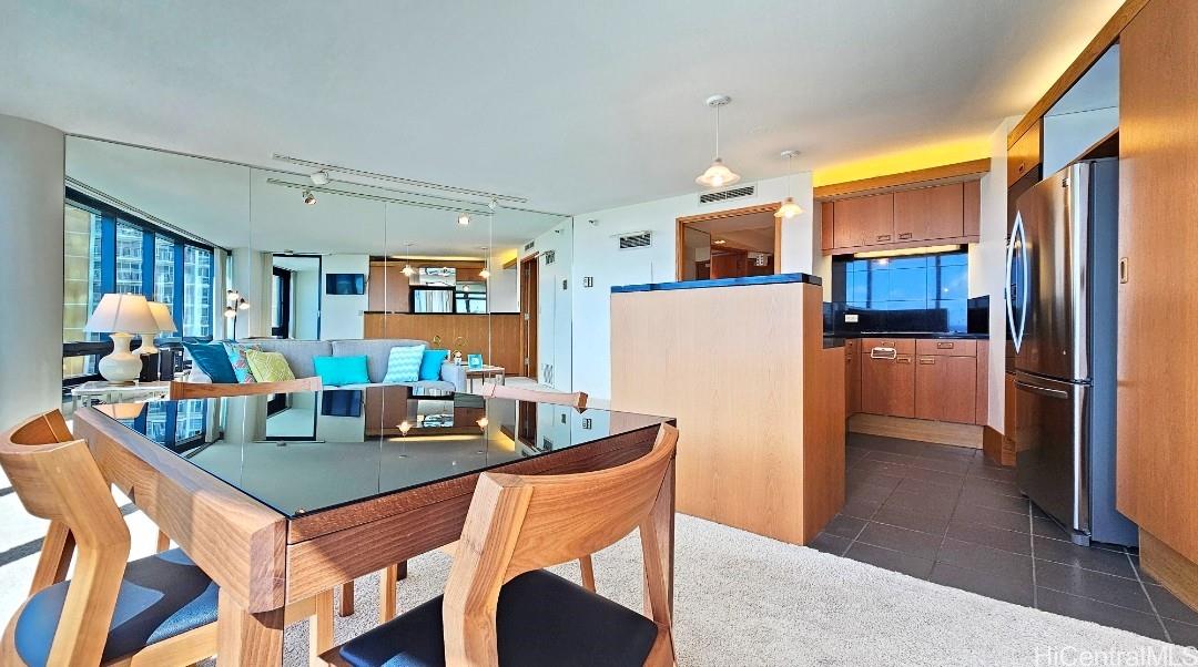 Nauru Tower condo # 1405, Honolulu, Hawaii - photo 4 of 22