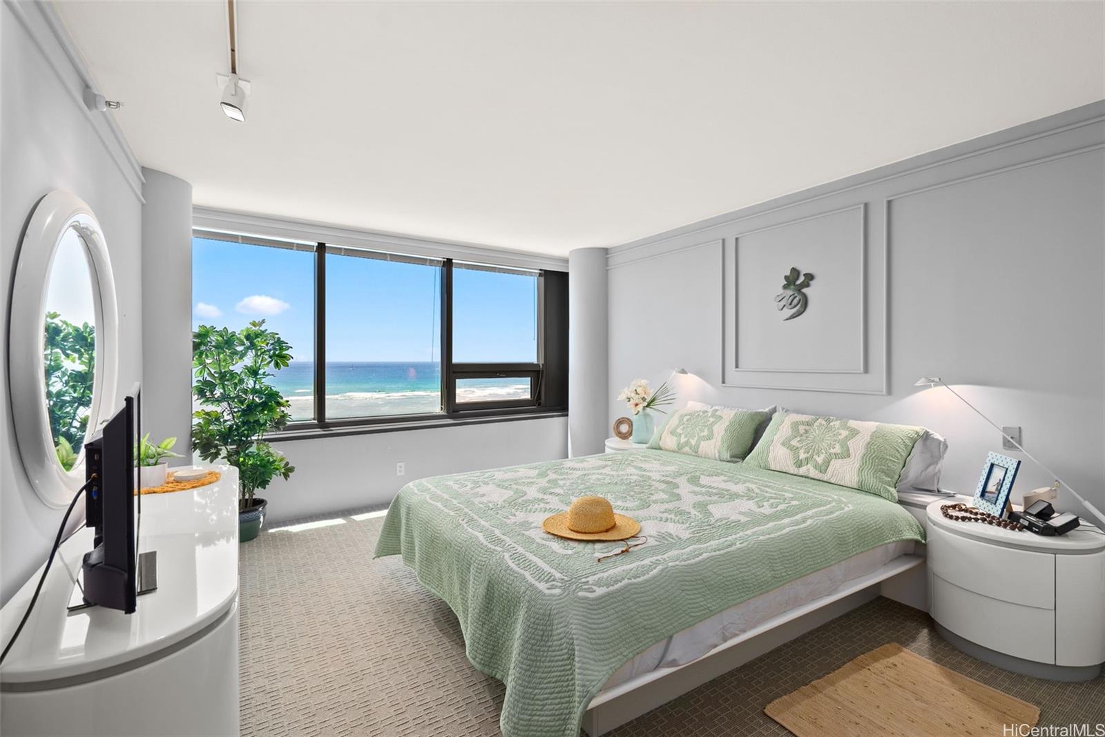 Nauru Tower condo # 1505, Honolulu, Hawaii - photo 11 of 25