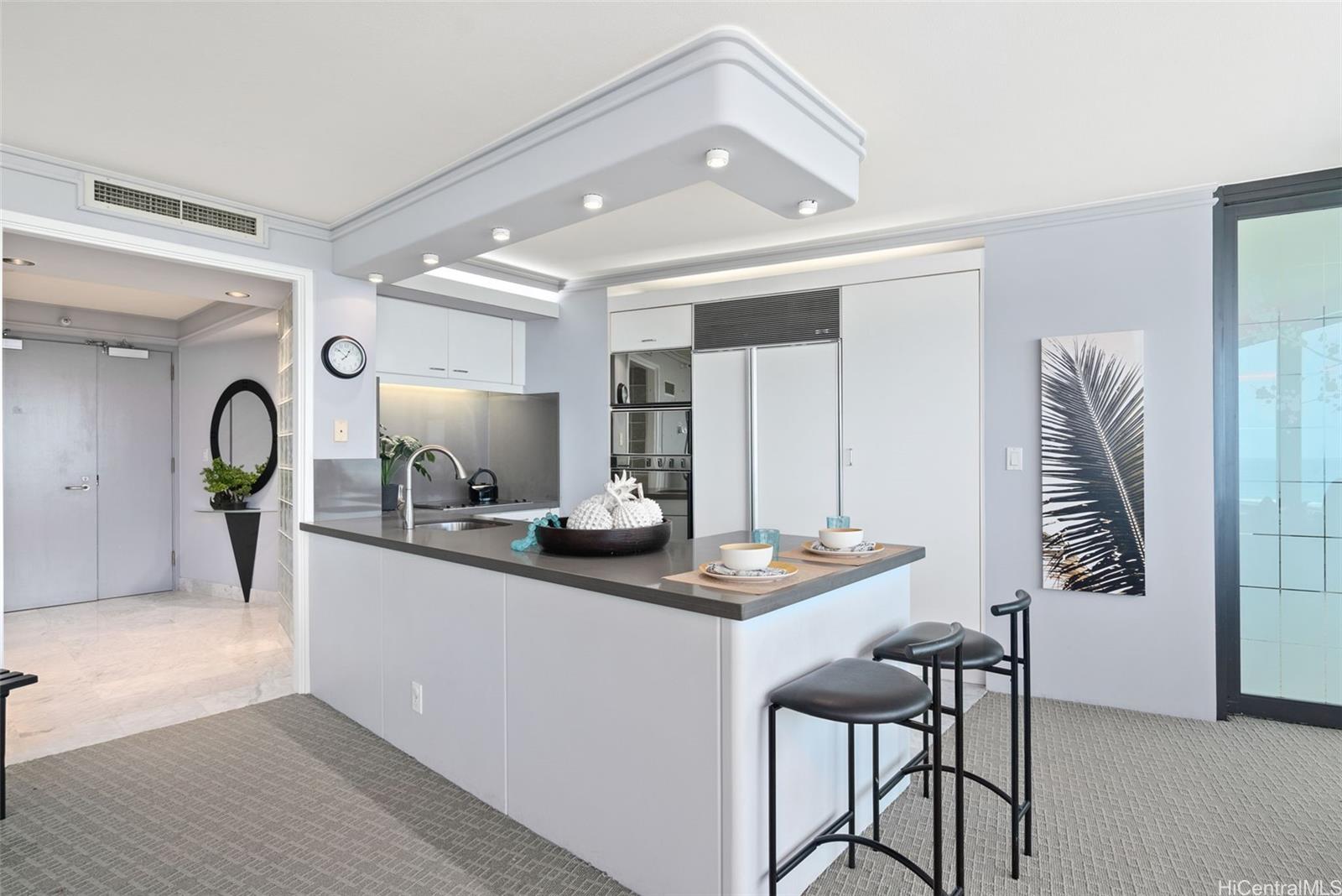 Nauru Tower condo # 1505, Honolulu, Hawaii - photo 6 of 25