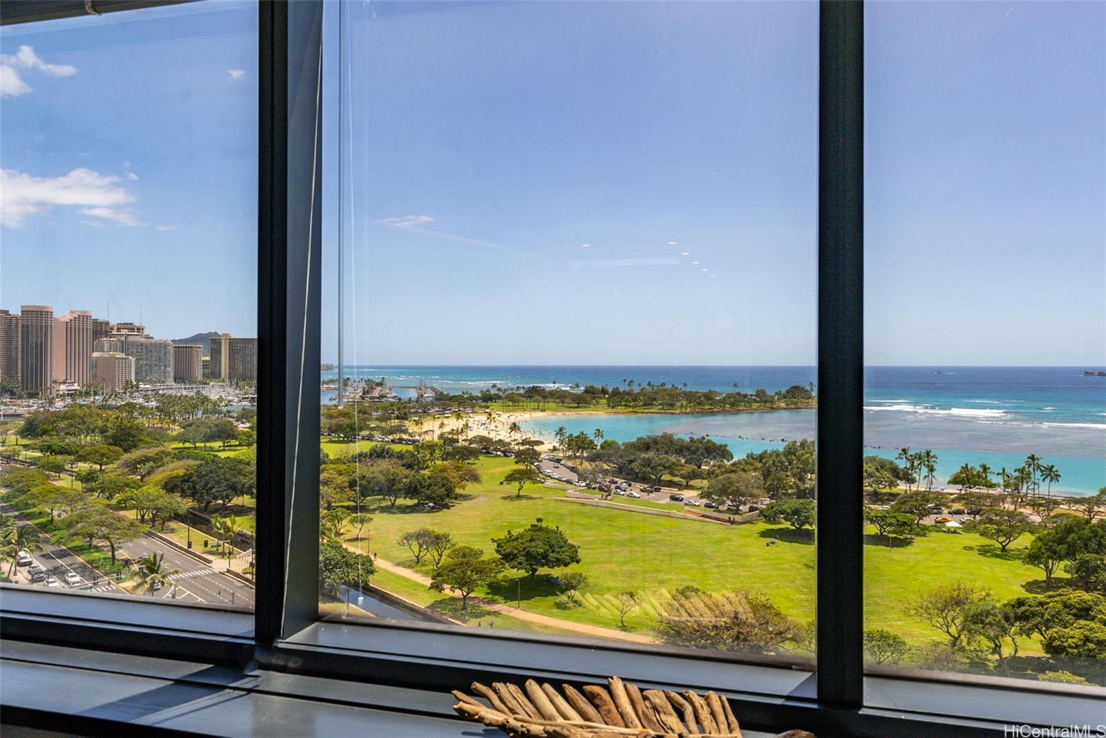 Nauru Tower condo # 1505, Honolulu, Hawaii - photo 10 of 25