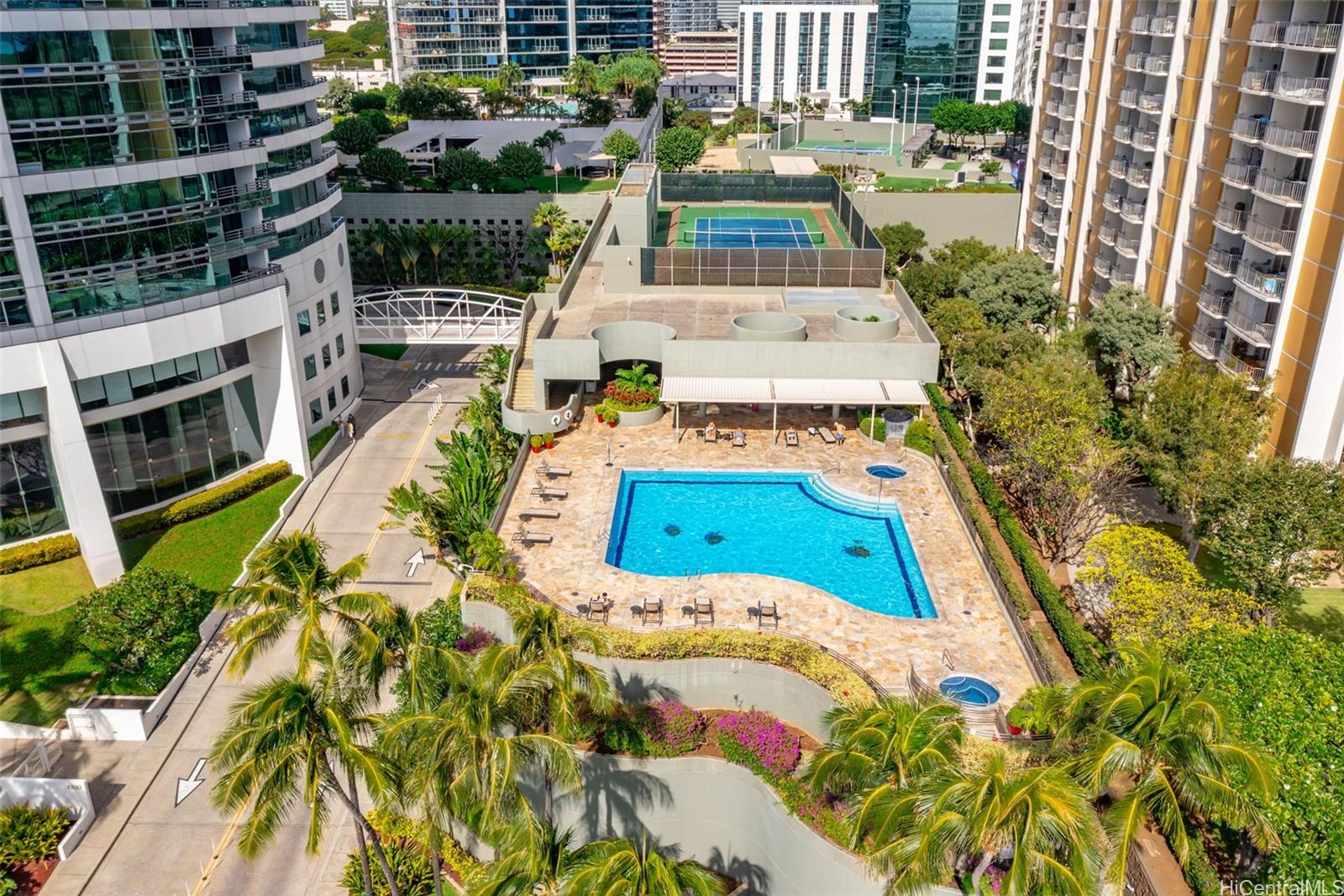 Nauru Tower condo # 1507, Honolulu, Hawaii - photo 21 of 23