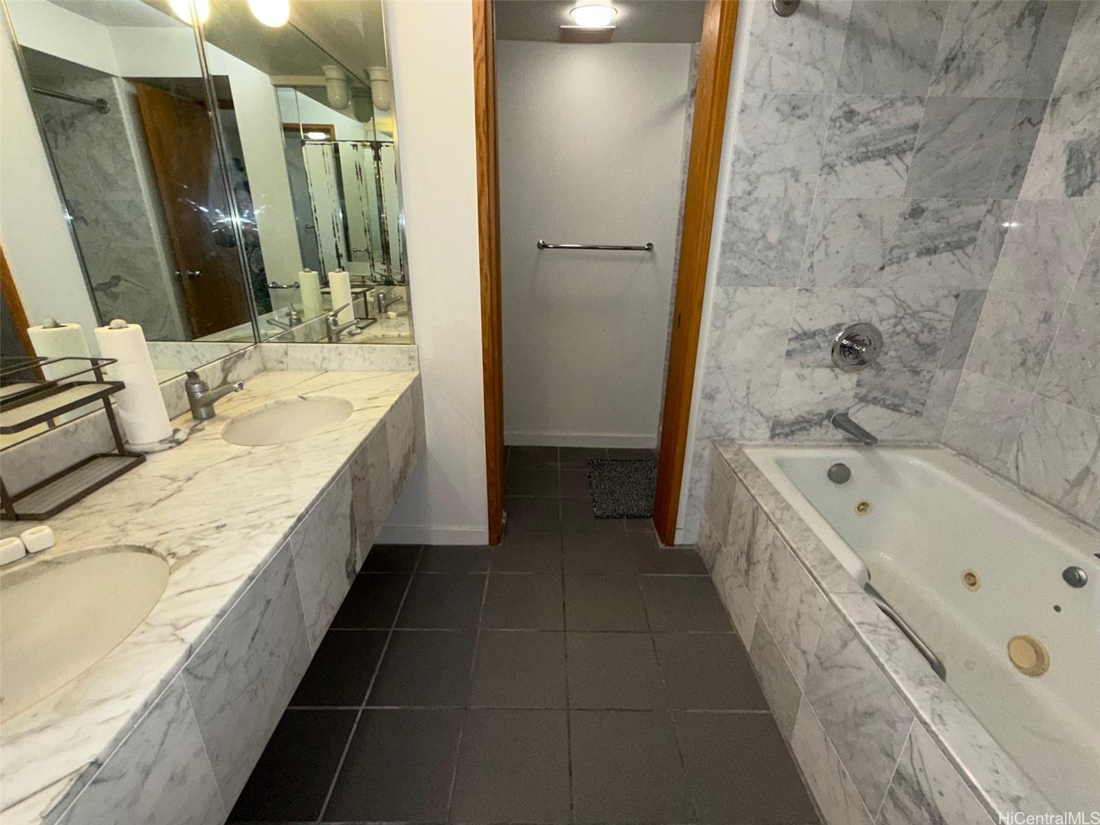 1330 Ala Moana Blvd Honolulu - Rental - photo 14 of 17