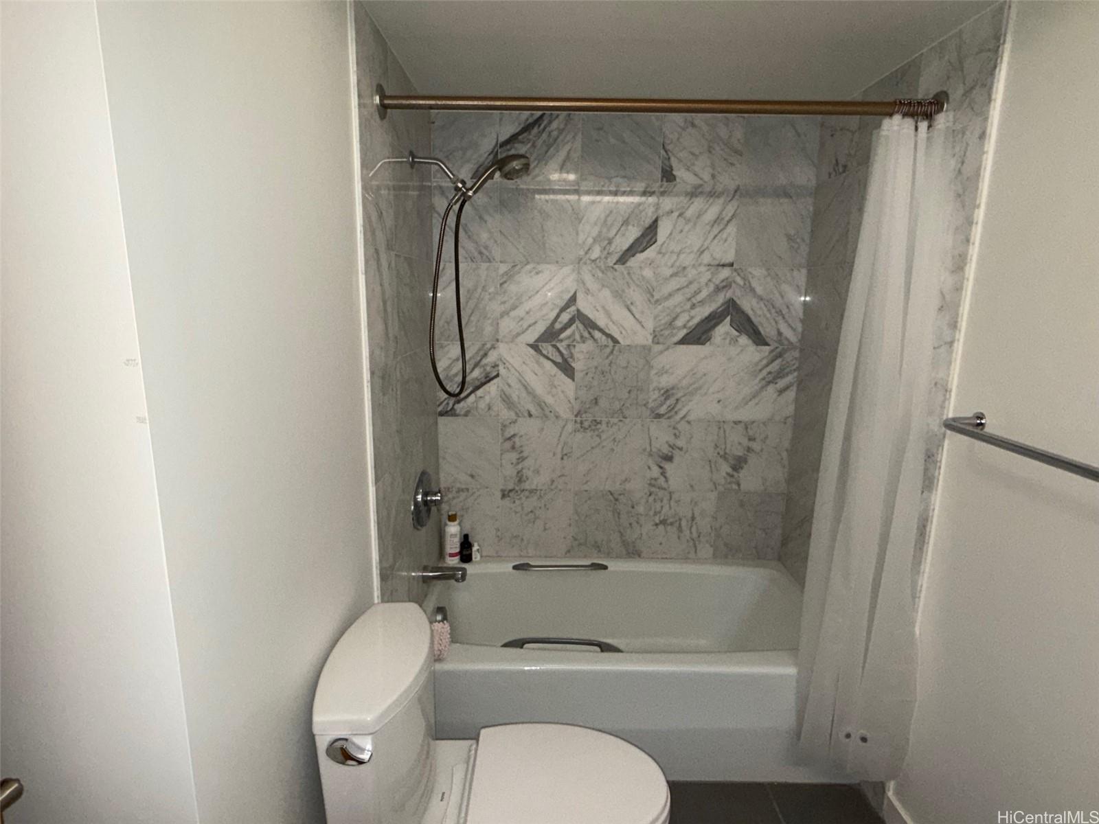 1330 Ala Moana Blvd Honolulu - Rental - photo 6 of 17