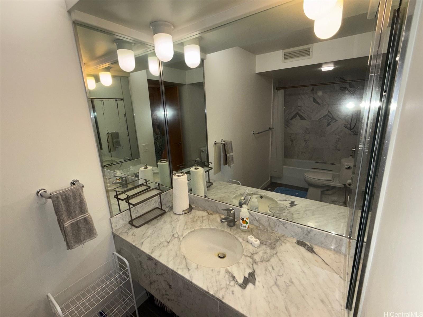 1330 Ala Moana Blvd Honolulu - Rental - photo 7 of 17