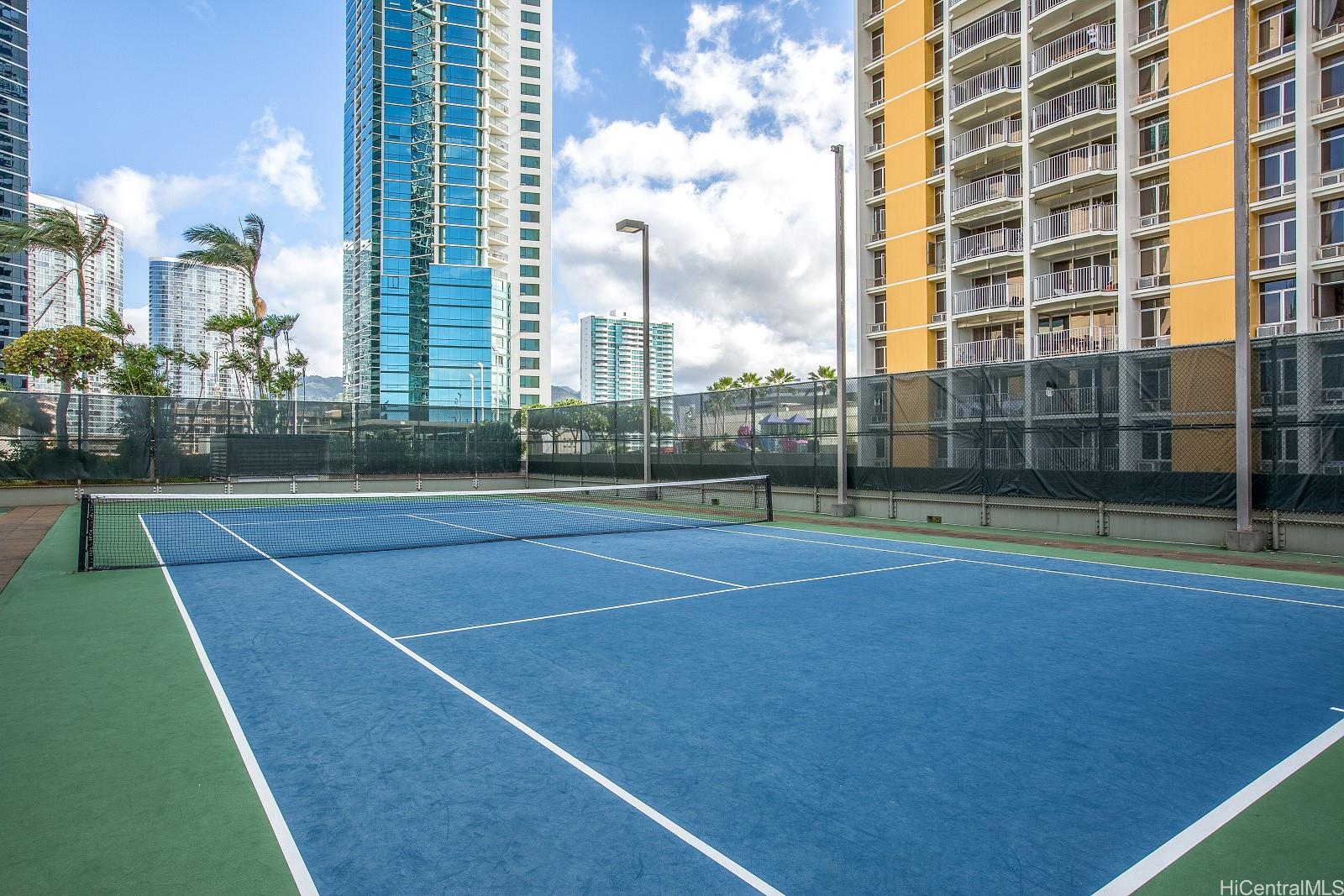 Nauru Tower condo # 2004, Honolulu, Hawaii - photo 17 of 25