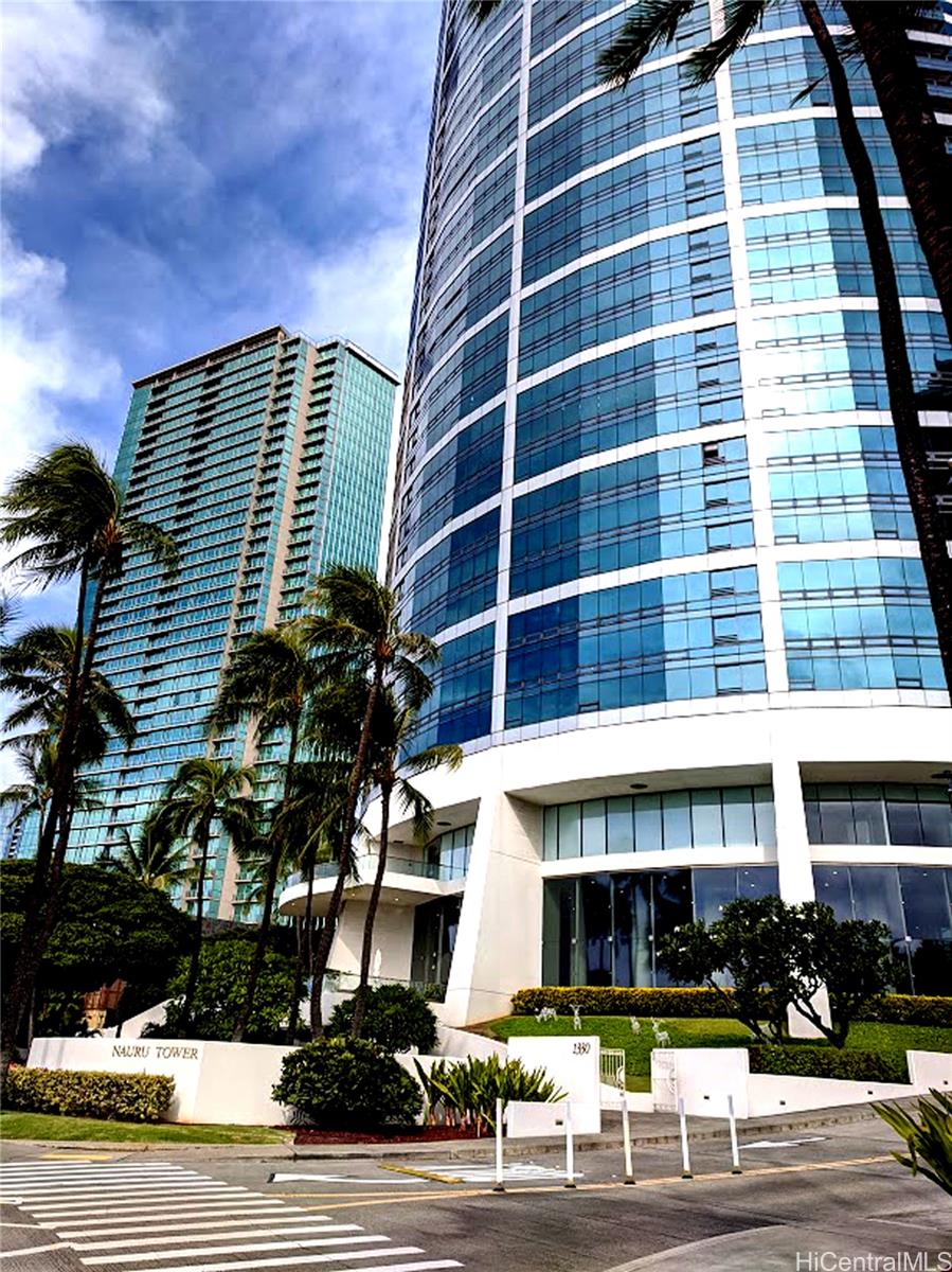 Nauru Tower condo # 2006, Honolulu, Hawaii - photo 15 of 25