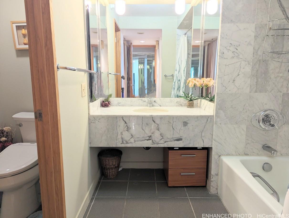 Nauru Tower condo # 2006, Honolulu, Hawaii - photo 10 of 25