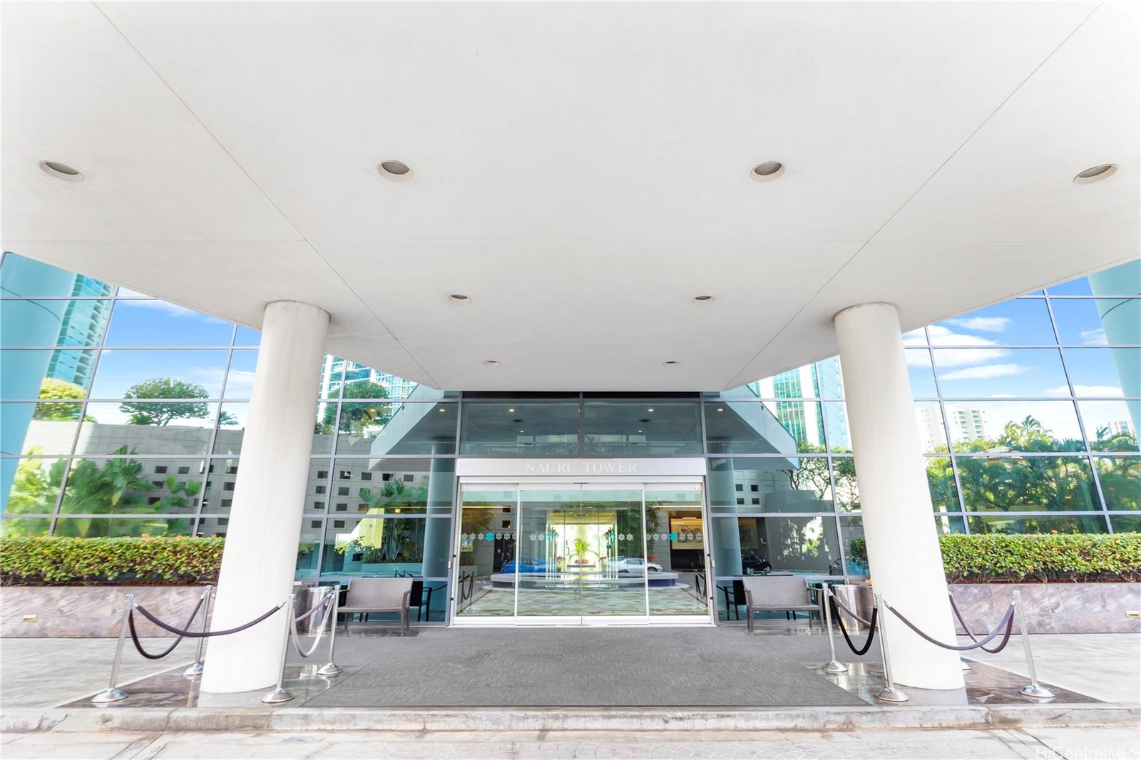 Nauru Tower condo # 3203, Honolulu, Hawaii - photo 24 of 25