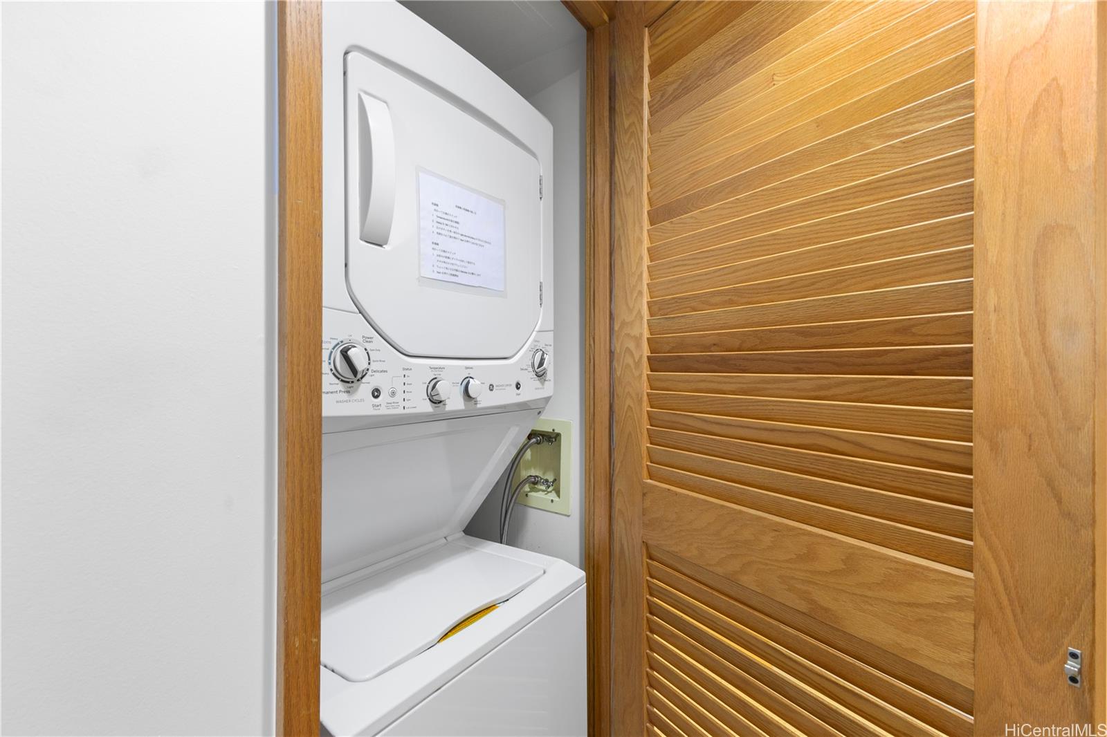 Nauru Tower condo # 3305, Honolulu, Hawaii - photo 19 of 25